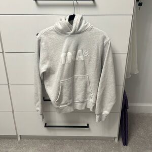 ARITZIA TNA NEVER WORN HOODIE